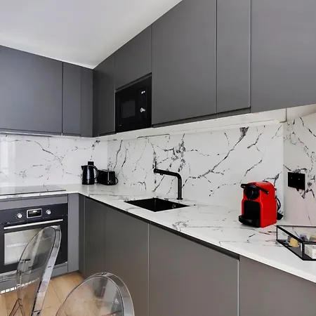 Apartment Pick A Flat's In Saint-germain-des-pres - Rue Dauphine