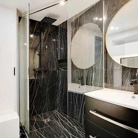 Pick A Flat's In Saint-germain-des-pres - Rue Dauphine *